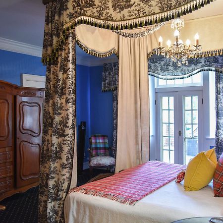 The English Merchant'S Inn Воксагачі Номер фото